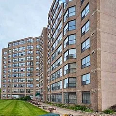250 Davis Drive 103, Newmarket, ON L3Y 7T7