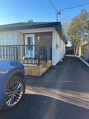 139 Septonne Avenue, Newmarket, ON L3Y 2W4