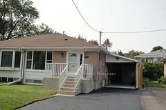 209 Penn Avenue Main, Newmarket, ON L3Y 2S4