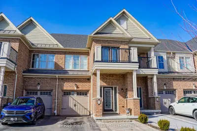 22 Spofford Drive, Whitchurch-stouffville, On L4a 0w5