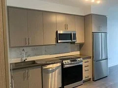 95 Oneida Crescent 502, Richmond Hill, ON L4B 0B1