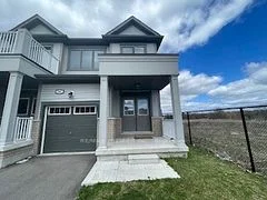 54 Blackpool Lane, East Gwillimbury, On L9n 0r7