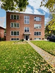 134 Lucas Street 2, Richmond Hill, ON L4C 4P5