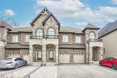 61 Walter Proctor Road, East Gwillimbury, ON L6N 0P1