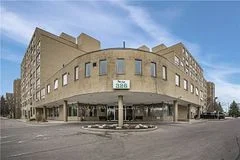326 Major Mackenzie Drive E 528, Richmond Hill, On L4c 8t4