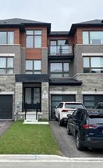 510 New England Court, Newmarket, ON L3X 0M6