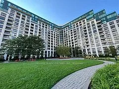 18 Harding Boulevard 1018, Richmond Hill, On L4c 0t3