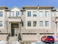 33 Plowman Lane, Richmond Hill, ON L4S 0G4