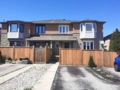 541 Walpole Crescent, Newmarket, On L3x 2a5
