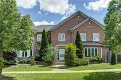 3 Old Park Lane, Richmond Hill, On L4b 2m5