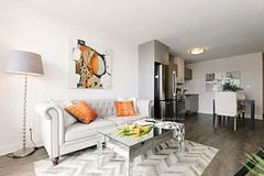 18 Uptown Drive 821, Markham, On L3r 5m5