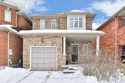 208 Penndutch Circle, Whitchurch-stouffville, On L4a 0n9