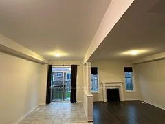 30 Falconridge Terrace, East Gwillimbury, On L9n 0r2