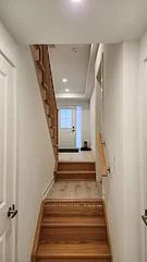 5490 Main Street, Whitchurch-stouffville, On L4a 4w8