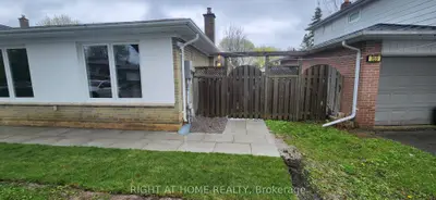 351 Glenrose Road Lower, Newmarket, On L3y 4m4