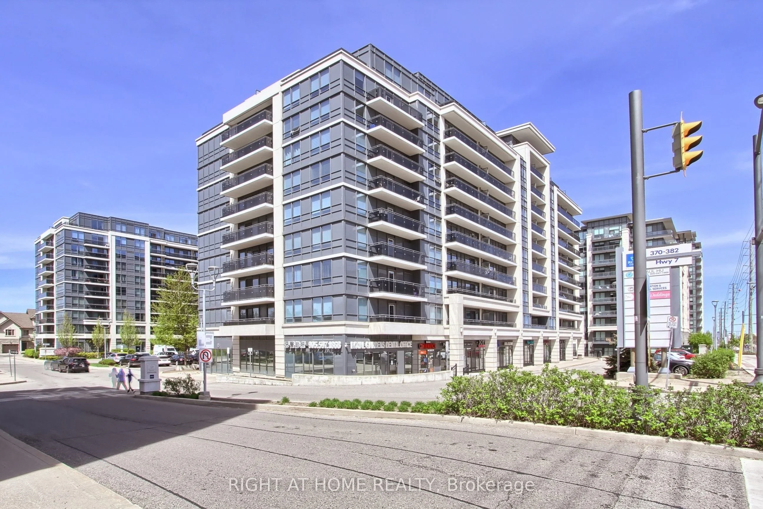 372 Highway 7 E 219, Richmond Hill, ON L4B 0C6
