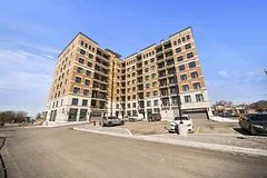 5917 Main Street Ph812, Whitchurch-stouffville, On L4a 2z9