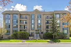 85 Wellington Street W 313, Aurora, On L4g 2p2