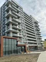 2 DAVID EYER Road 721, Richmond Hill, ON L4S 0N6