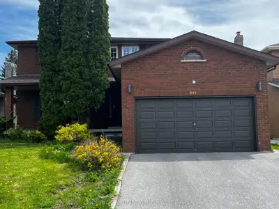241 Miller Park Avenue, Bradford West Gwillimbury, On L3z 2r4