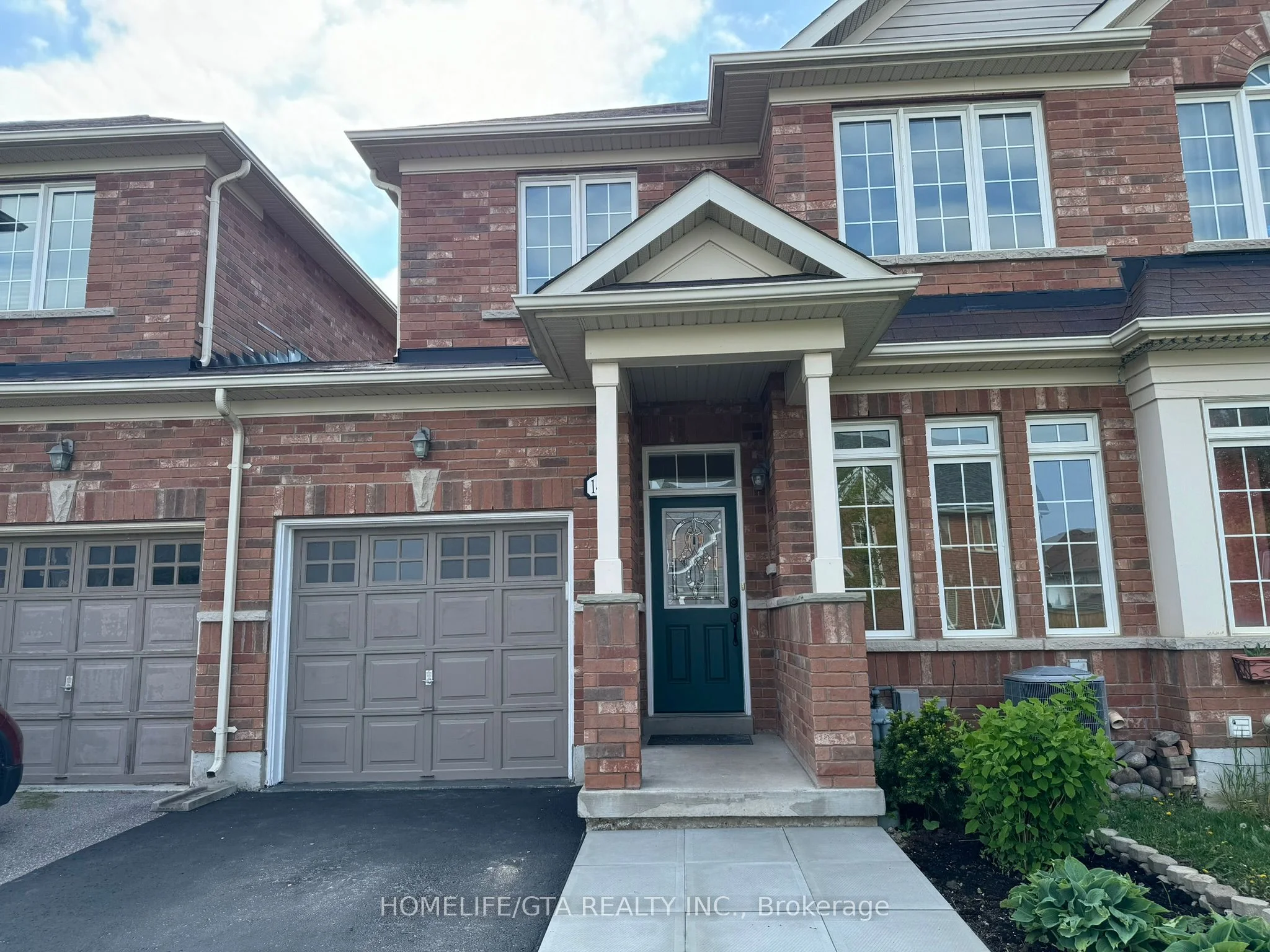 144 Laurendale Avenue, Georgina, On L4p 0c6