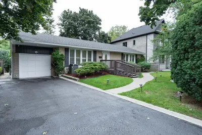 380 Tareyton Road, Richmond Hill, On L4c 3x7