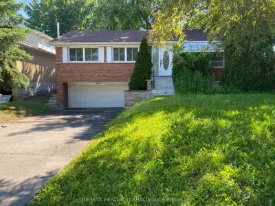 239 Tampico Road, Richmond Hill, On L4c 4r8