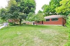 104 Belfry Drive, Newmarket, On L3y 3g1