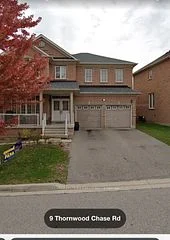9 Thornwood Chase Road, Markham, On L6e 1y1