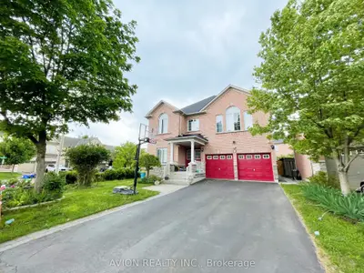 75 Holly Drive Lower, Richmond Hill, On L4s 2s4