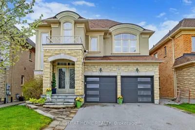Detached in Vaughan