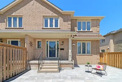 565 Walpole Crescent, Newmarket, On L3x 2b5
