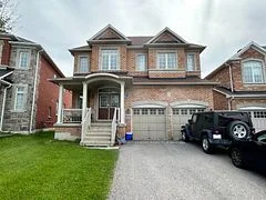 1137 Atkins Drive, Newmarket, On L3x 0a5