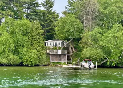 179 Snake Island Road, Georgina Islands, On L4p 3e9