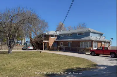 24845 Warden Avenue, Georgina, On L4p 3e9