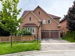 16 Courtney Crescent, Richmond Hill, ON L4E 4B9