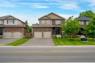 Detached in New Tecumseth