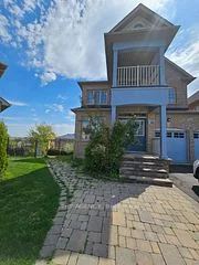 134 Santa Amato Crescent, Vaughan, ON L4J 0G1