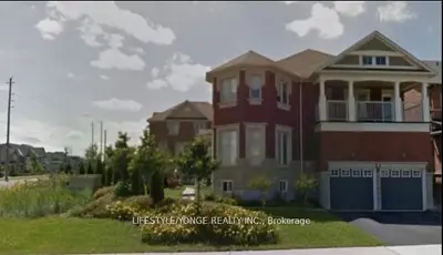 2 Lourakis Street, Richmond Hill, On L4e 0j5