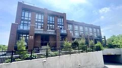 2 Linsmore Place 208, Whitchurch-stouffville, On L4a 4t4
