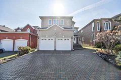 25 Rawlings Avenue, Richmond Hill, ON L4S 1B4