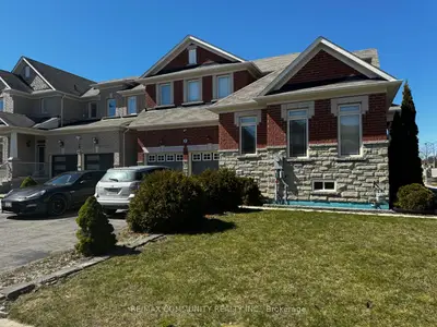 Detached in Richmond Hill