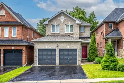 544 Menczel Crescent, Newmarket, On L3x 2p2