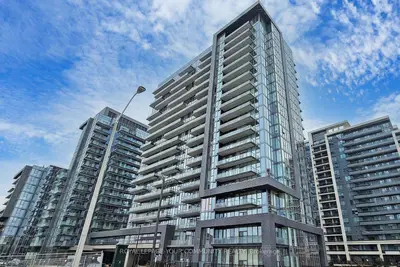 20 Gatineau Drive 405, Vaughan, On L4j 0l2