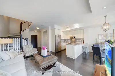 7608 Yonge Street 108, Vaughan, On L4j 0j5