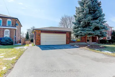 87a Stockdale Crescent, Richmond Hill, On L4c 3t1