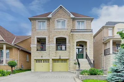 Detached in Vaughan