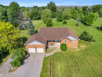 109 Sunkist Road, Georgina, On L0e 1n0