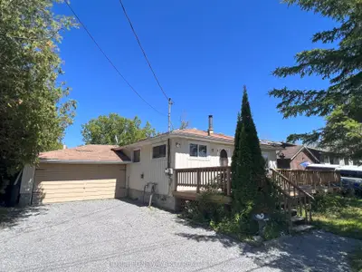 5 Glenview Avenue, Georgina, On L0e 1n0