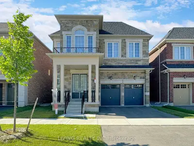 Detached in Richmond Hill